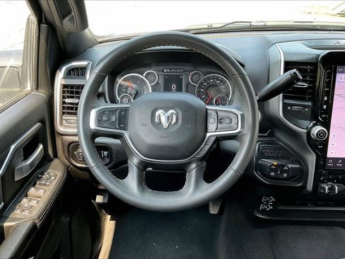 Used 2025 RAM 2500 Big Horn AWD/4WD image 9