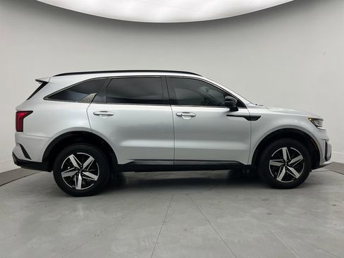 Used 2021 Kia Sorento EX w/ Panoramic Sunroof Package image 40