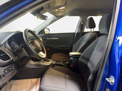 Certified 2023 Kia Seltos LX image 12