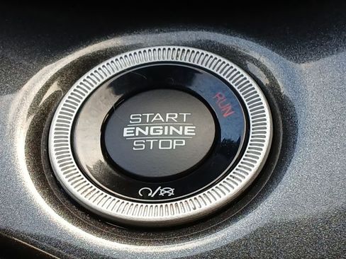 Used 2023 Jeep Grand Cherokee Altitude AWD/4WD image 21