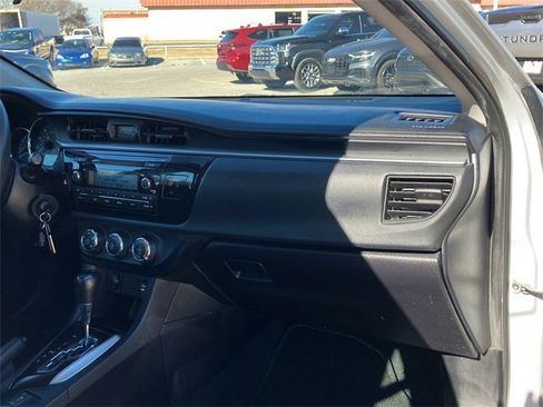 Used 2014 Toyota Corolla L image 12