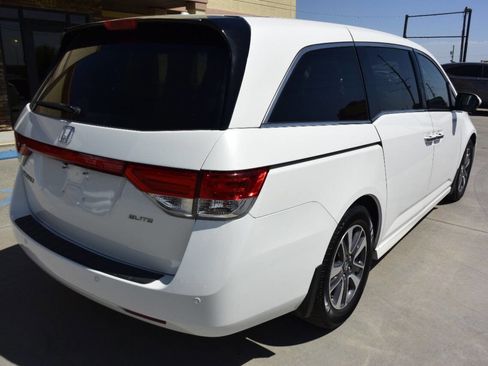 Used 2017 Honda Odyssey Touring image 5