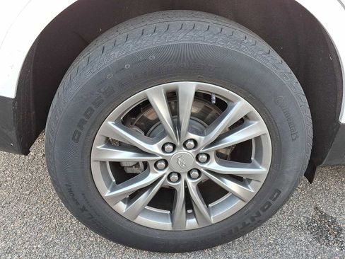 Used 2021 Cadillac XT5 Premium Luxury image 6