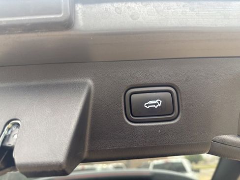 Used 2025 Hyundai Tucson SEL FWD image 13