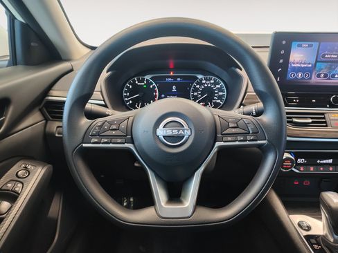 Used 2026 Nissan Altima 2.5 SV w/ SV Special Edition Package FWD image 14