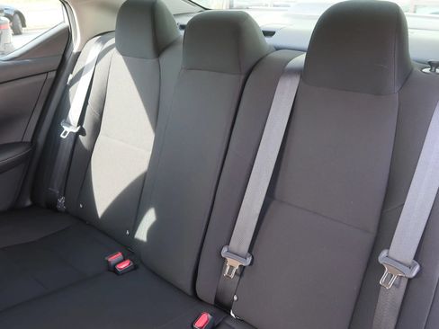 Used 2025 Nissan Sentra S FWD image 21