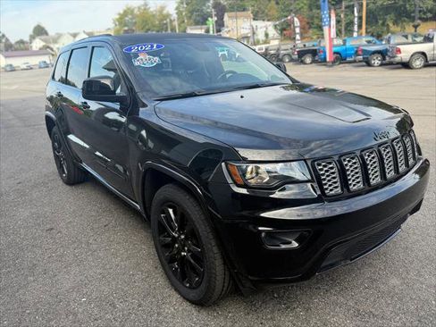 Certified 2021 Jeep Grand Cherokee Laredo X image 5
