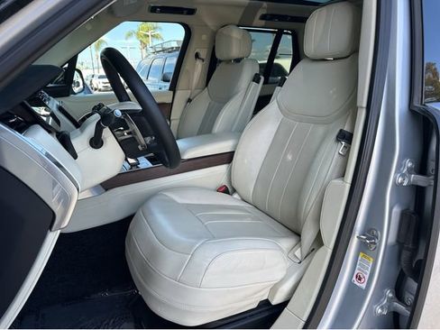 Used 2024 Land Rover Range Rover SE AWD/4WD image 15
