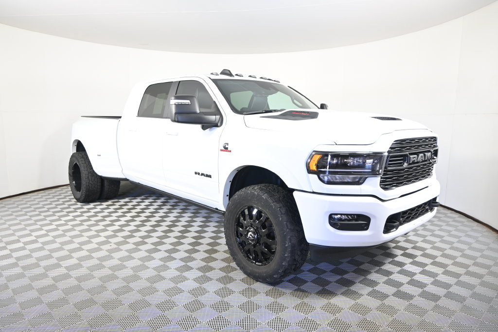 Used 2023 RAM 3500 Limited AWD/4WD image 10