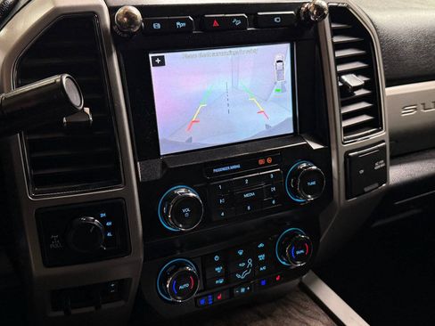 Used 2019 Ford F250 Lariat w/ Lariat Ultimate Package AWD/4WD image 70