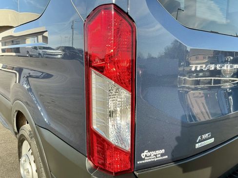 Used 2024 Ford Transit 350 XLT image 10