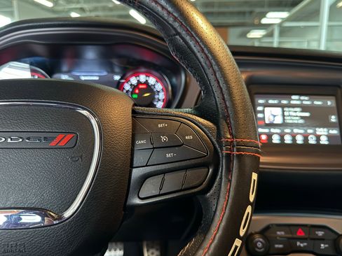 Used 2023 Dodge Challenger R/T w/ Blacktop Package image 29