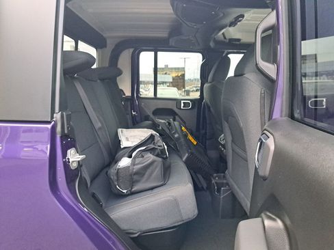 New 2026 Jeep Gladiator Sport image 15