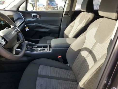New 2026 Kia Sorento LX image 13