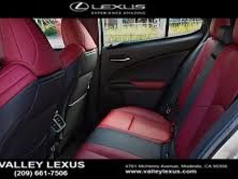 Used 2019 Lexus UX 200 F Sport w/ F Sport Premium Package FWD image 9