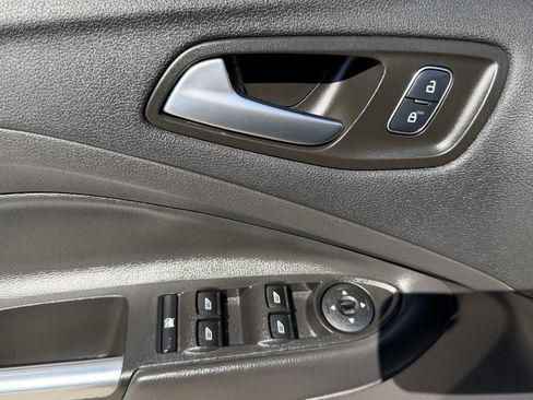 Used 2018 Ford Escape SE AWD/4WD image 17