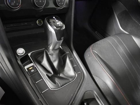 Used 2024 Volkswagen Tiguan Wolfsburg Edition image 24