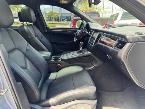 Used 2016 Porsche Macan S AWD/4WD image 25