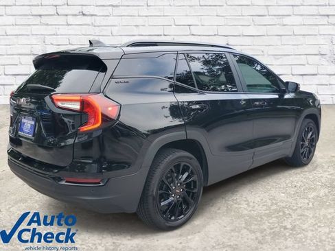 Certified 2023 GMC Terrain SLE w/ Elevation Edition FWD image 4