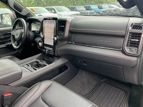 Used 2022 RAM 1500 Limited AWD/4WD image 13