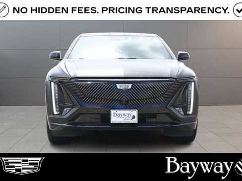 Certified 2024 Cadillac Lyriq Luxury RWD image 2