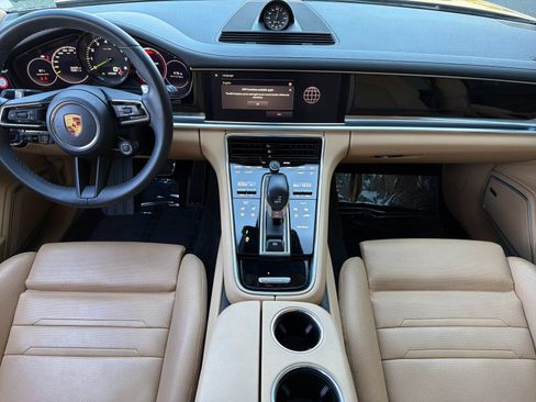 Used 2023 Porsche Panamera AWD/4WD image 7