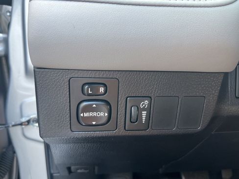 Used 2016 Toyota RAV4 XLE image 14