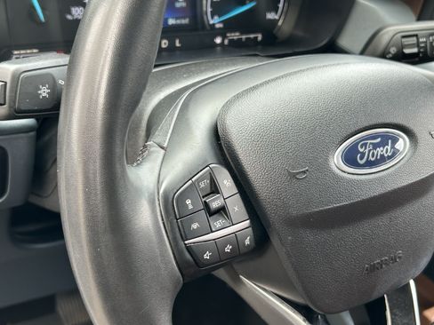 Used 2024 Ford Maverick Lariat FWD image 28
