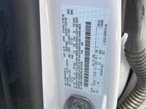 Used 2022 Ford Escape SE AWD/4WD image 25