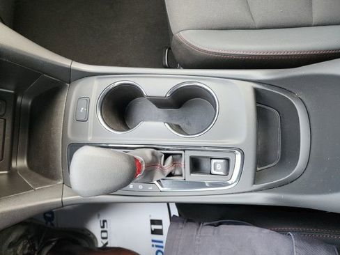 Used 2024 Chevrolet Equinox RS image 32