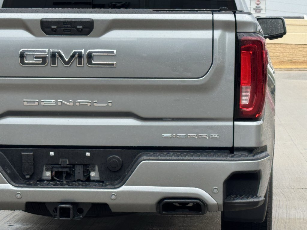 Used 2026 GMC Sierra 1500 Denali Ultimate AWD/4WD image 6
