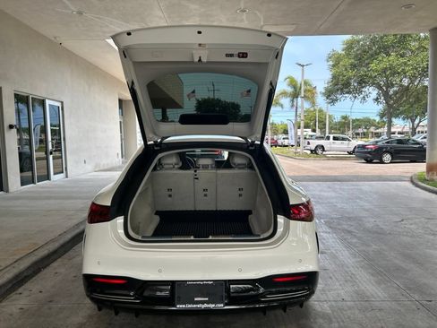 Used 2022 Mercedes-Benz EQS 450+ Sedan w/ Exclusive Trim Package image 33