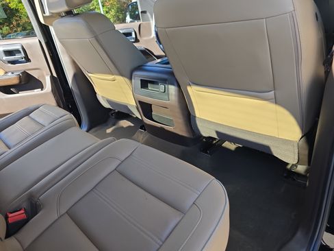 Used 2017 GMC Sierra 1500 Denali w/ Denali Ultimate Package image 12