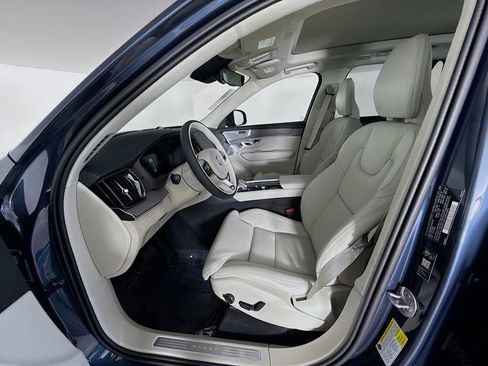 New 2026 Volvo XC90 T8 Ultra w/ Lounge Package AWD/4WD image 22