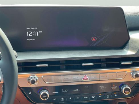 New 2025 Kia Telluride AWD image 14
