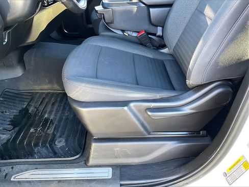 Used 2024 Chevrolet Silverado 2500 LT image 32