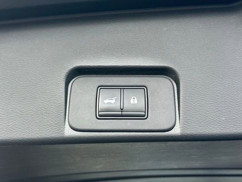 Certified 2021 Nissan Rogue SL w/ Premium Package image 22