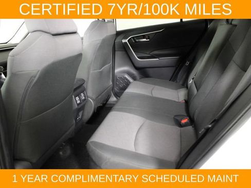 Used 2025 Toyota RAV4 XLE AWD/4WD image 14
