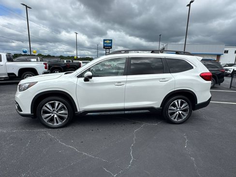 Used 2022 Subaru Ascent Limited AWD/4WD image 9