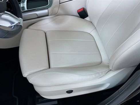 Certified 2025 Mercedes-Benz EQB 250+ image 21