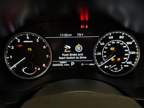 New 2026 Mitsubishi Outlander LE FWD image 9