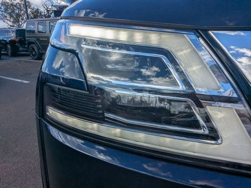 Used 2023 Nissan Armada Platinum w/ Cargo Package image 25