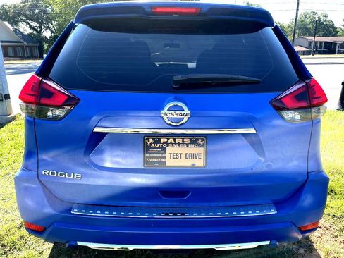 Used 2017 Nissan Rogue S FWD image 6