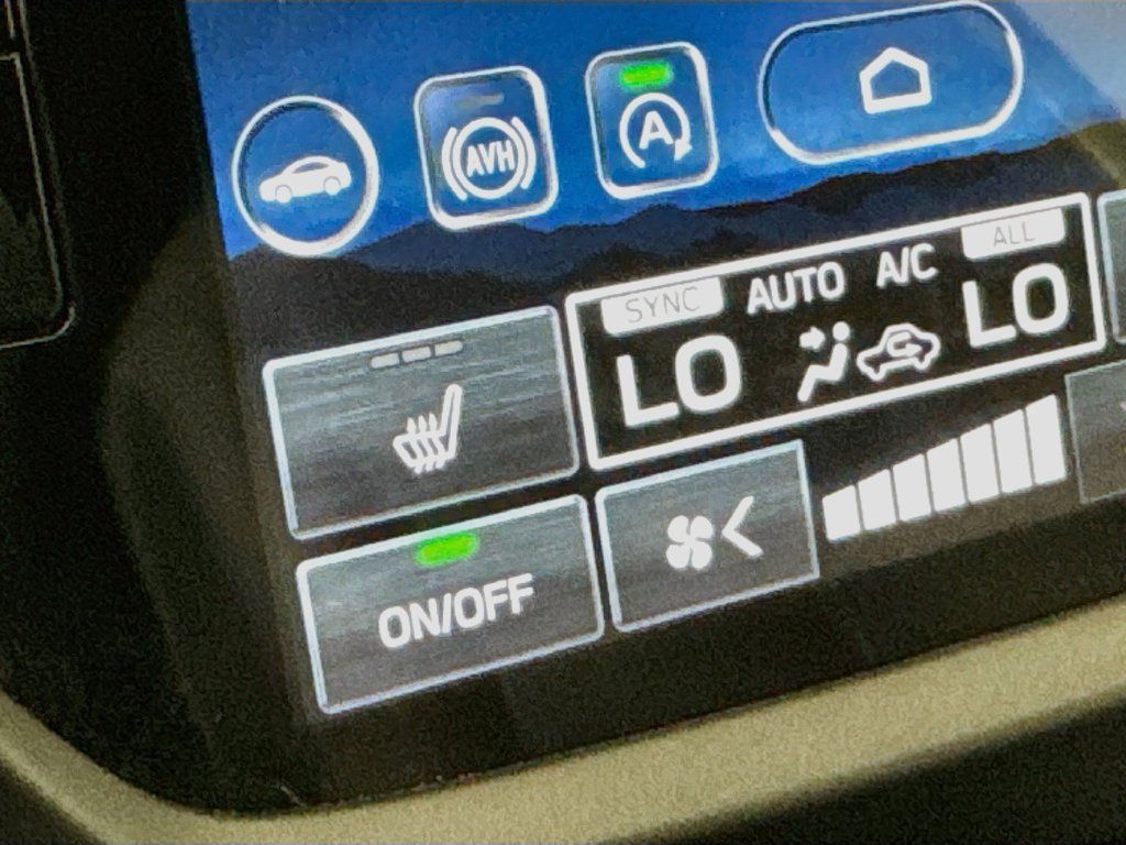 Used 2025 Subaru Forester Premium w/ Convenience Package #1 AWD/4WD image 24