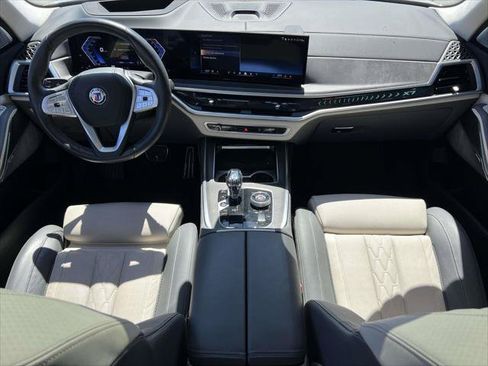 Used 2024 BMW ALPINA XB7 AWD/4WD image 16