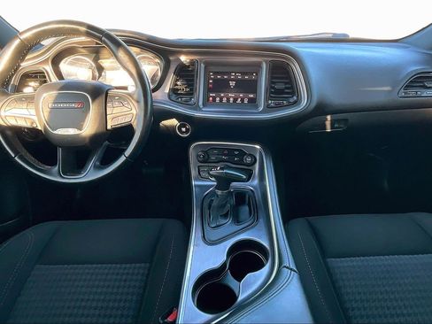 Used 2018 Dodge Challenger SXT image 14