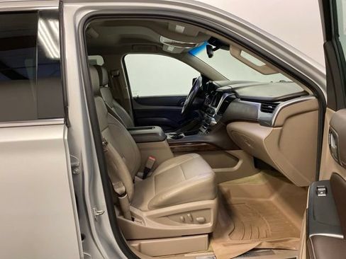 Used 2015 Chevrolet Suburban LT AWD/4WD image 22