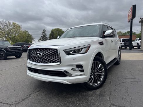Used 2021 INFINITI QX80 Sensory AWD/4WD image 2