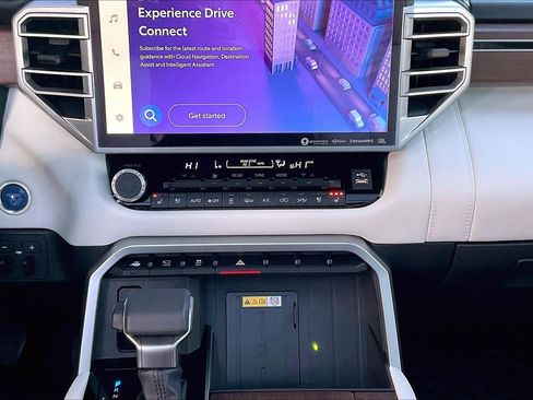 Used 2023 Toyota Sequoia Capstone image 9