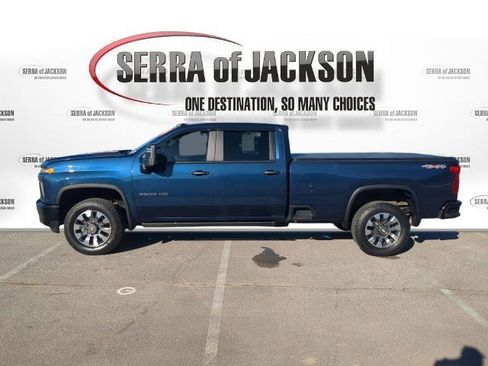 Used 2022 Chevrolet Silverado 2500 Custom w/ Custom Convenience Package image 5